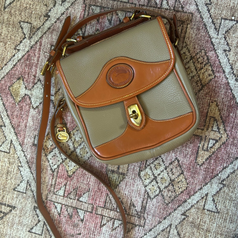 Relisted Vintage Dooney & Bourke Purse